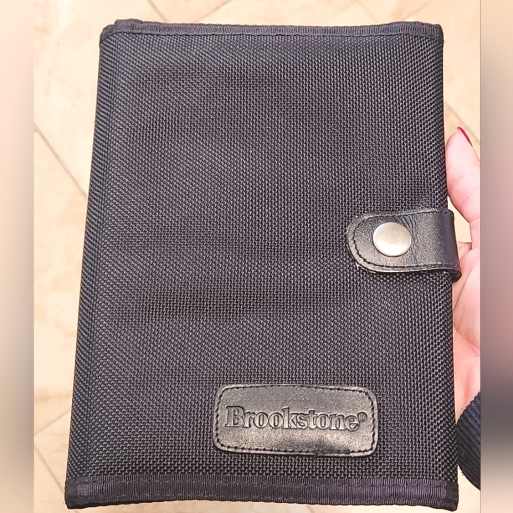 Brookstone Black Nylon Water Resistant Travel Case/Jewelry Pouch